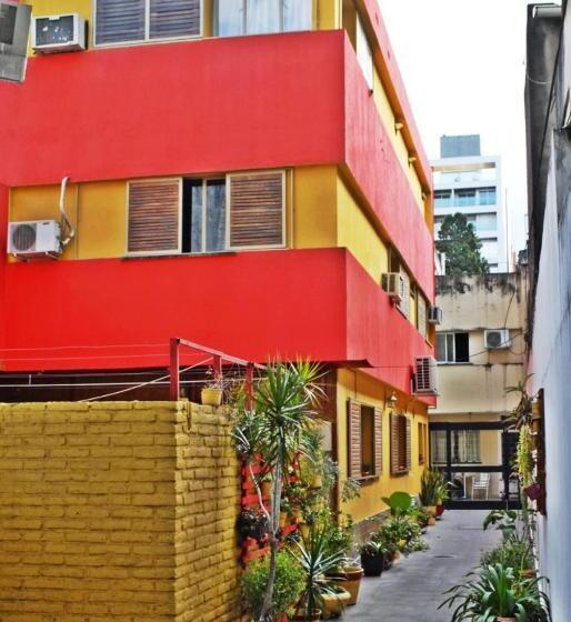 تختخواب و صبحانه La Rojarilla