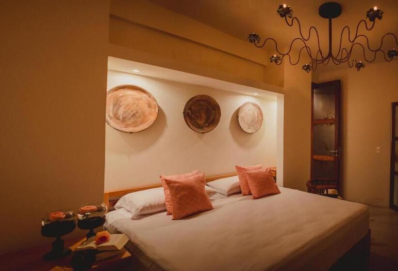 Casa 5 Bed & Breakfast