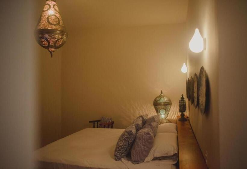 Casa 5 Bed & Breakfast