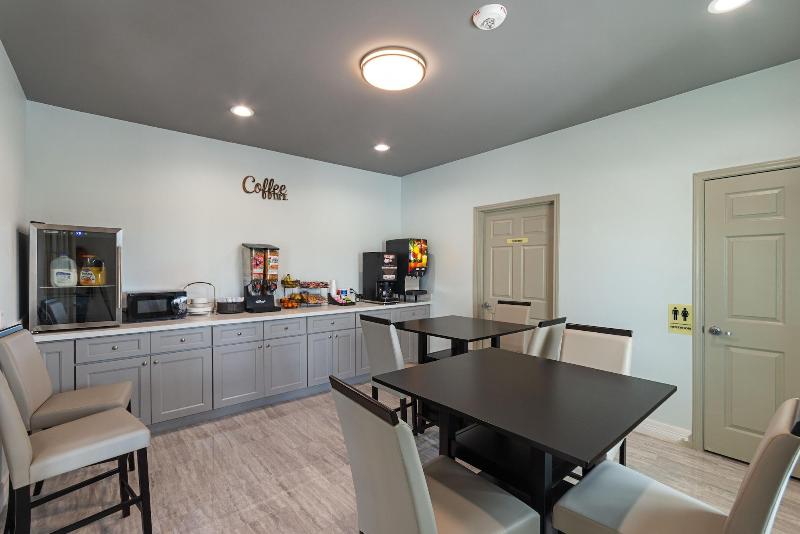 호텔 Baymont By Wyndham Kingwood