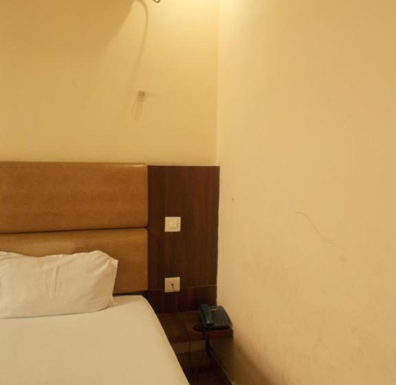 Отель Budget Stay In The City Center