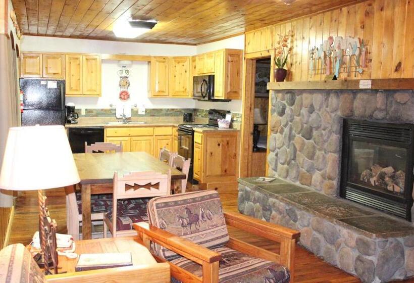 فندق Copper King Lodge