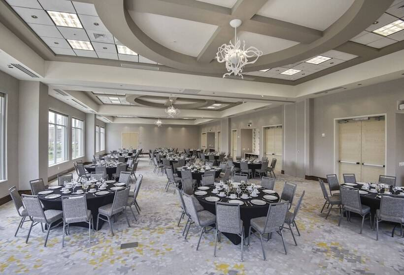 هتل Courtyard By Marriott Raleigh Cary/parkside Town Commons