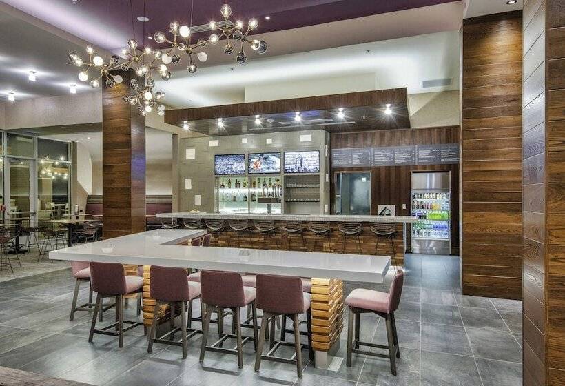 هتل Courtyard By Marriott Raleigh Cary/parkside Town Commons