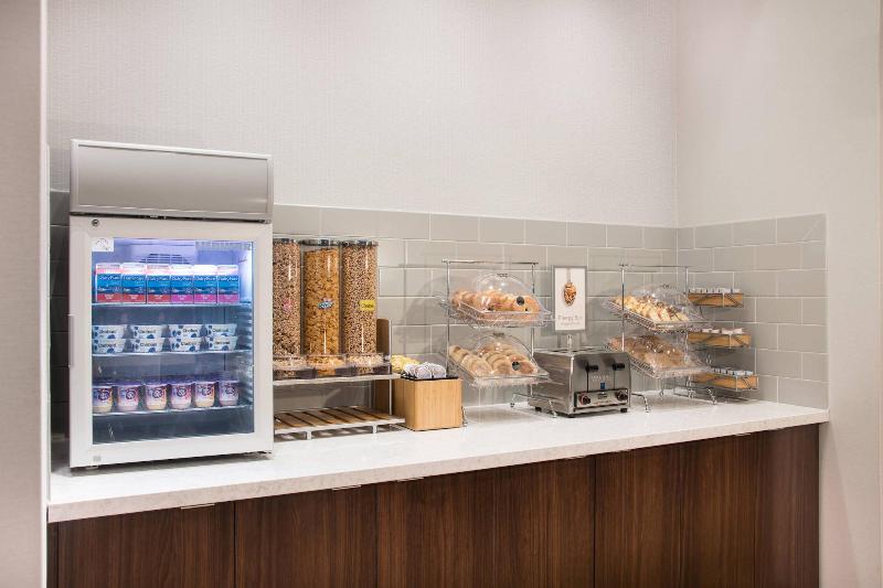 فندق Fairfield Inn & Suites By Marriott Dayton