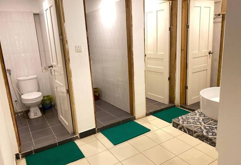 هتل Grand Elevation