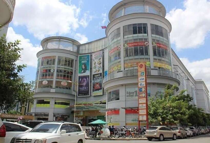 هتل Grand Elevation