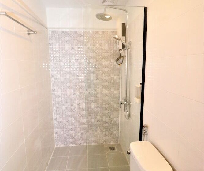 هتل Grand Elevation