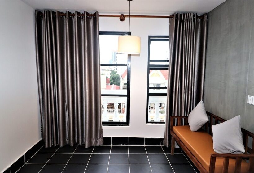 هتل Grand Elevation