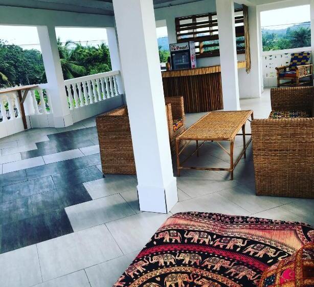 هتل Serenity Haven Lodge