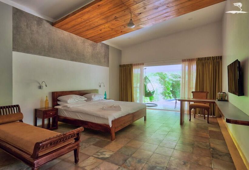 בית מלון כפרי Red Earth Tadoba