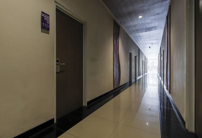 酒店 Reddoorz Near Goa Sunyaragi