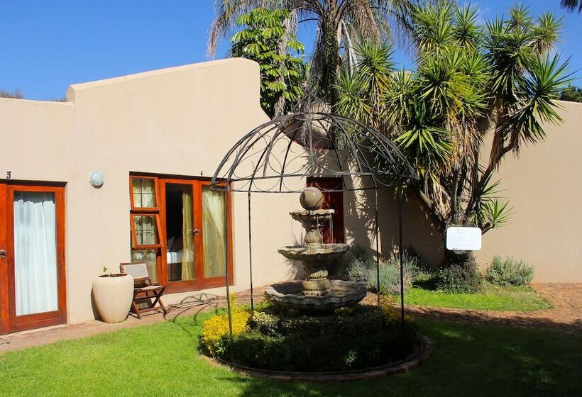 Пансион Echo Garden Guesthouse