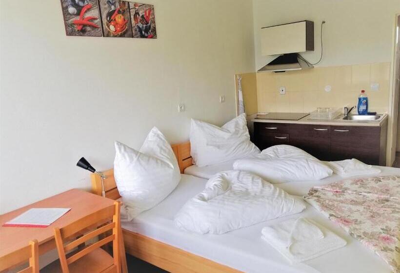 Пансион Penzion Adriana