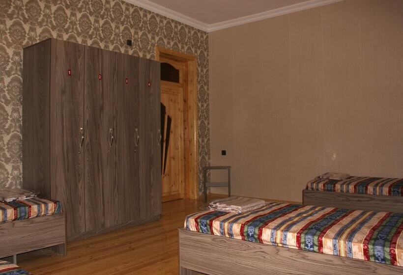 پانسیون Vm Hostel