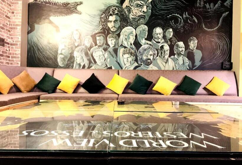 Whoopers Hostel Kasol