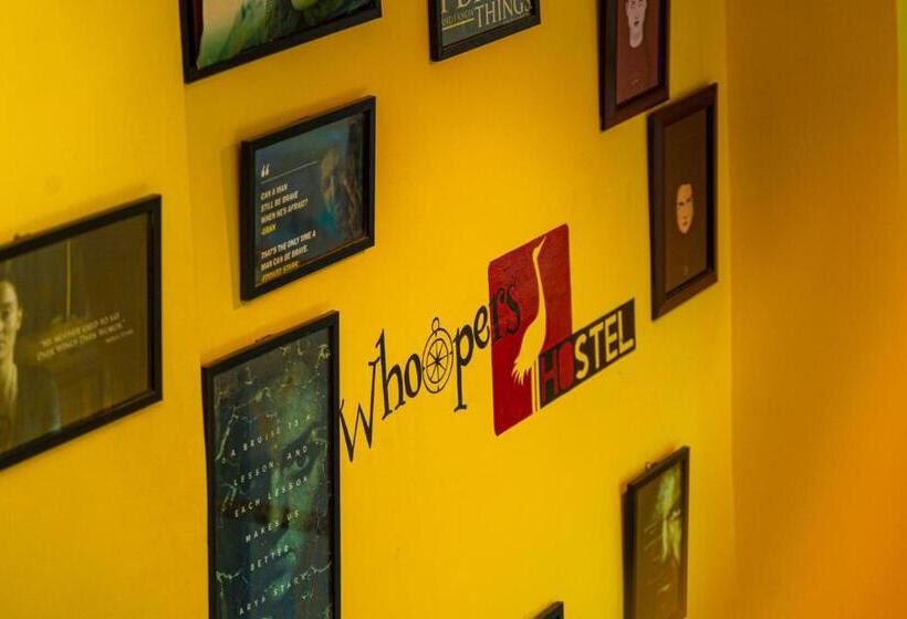 Whoopers Hostel Kasol