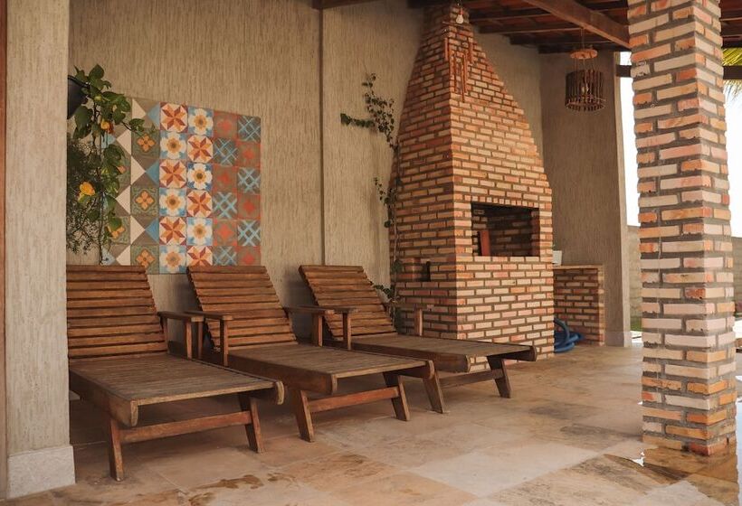 הוסטל Orla Piaui