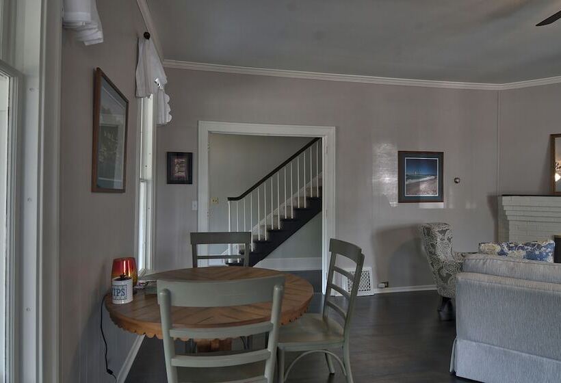 Bed and Breakfast Charlevoix House