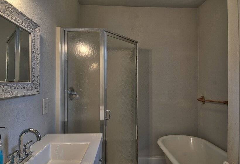 Bed and Breakfast Charlevoix House