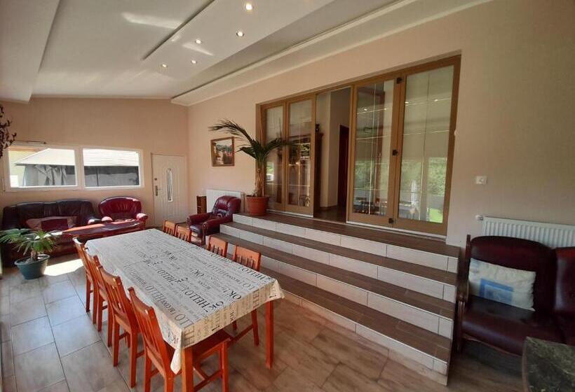 住宿加早餐  Hőforrás Wellness Vendégház