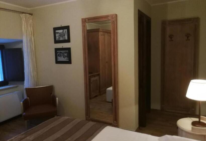 مبيت وإفطار Locanda Tre Frati