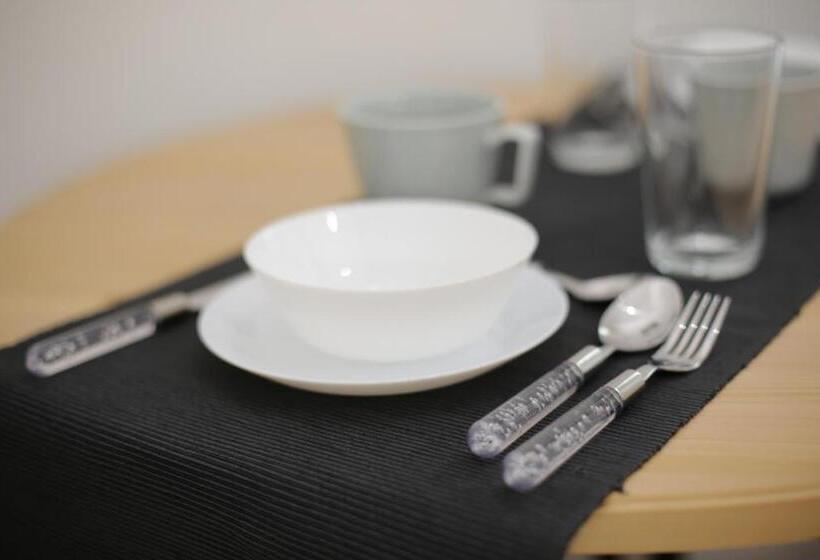 تختخواب و صبحانه Reusuite