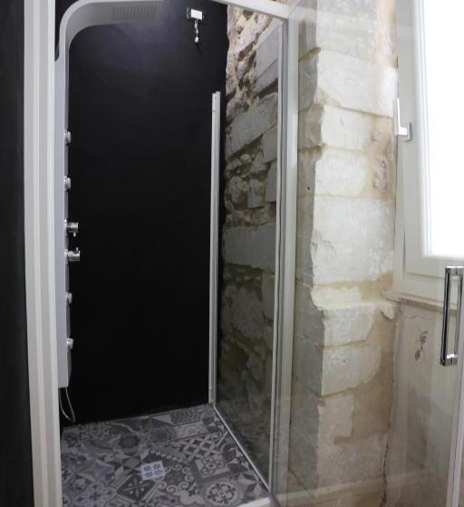 تختخواب و صبحانه Reusuite