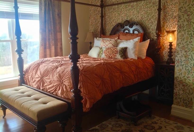 مبيت وإفطار Skyline Vineyard Inn