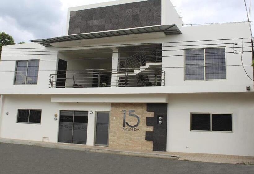 فندق 15 Avenida