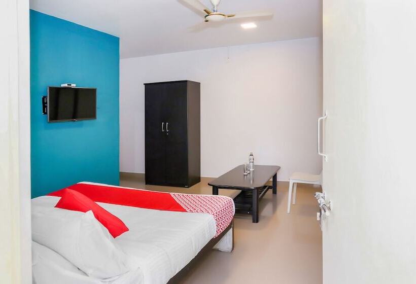 酒店 Capital O 14623 Travellers Inn