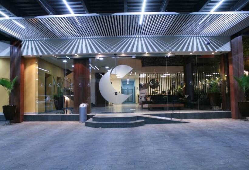 Отель Comfort Inn Irapuato