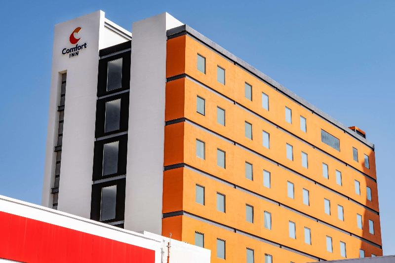 Отель Comfort Inn Irapuato