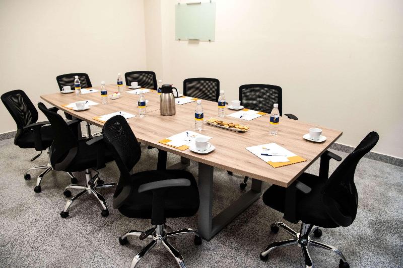 Отель Comfort Inn Irapuato