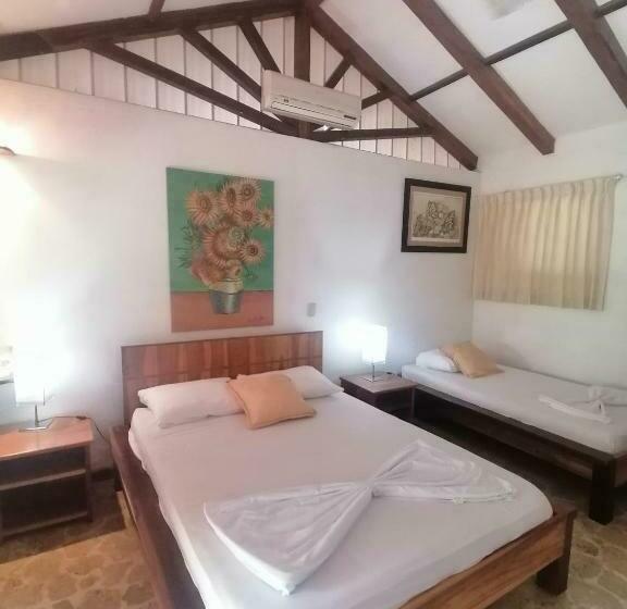 هتل Finca Los Caballos Montezuma