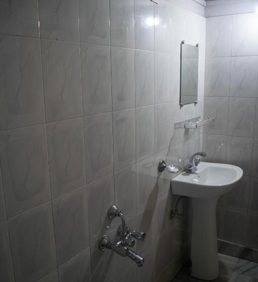 فندق Sewak Lodge