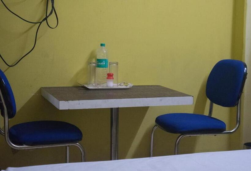 فندق Sewak Lodge