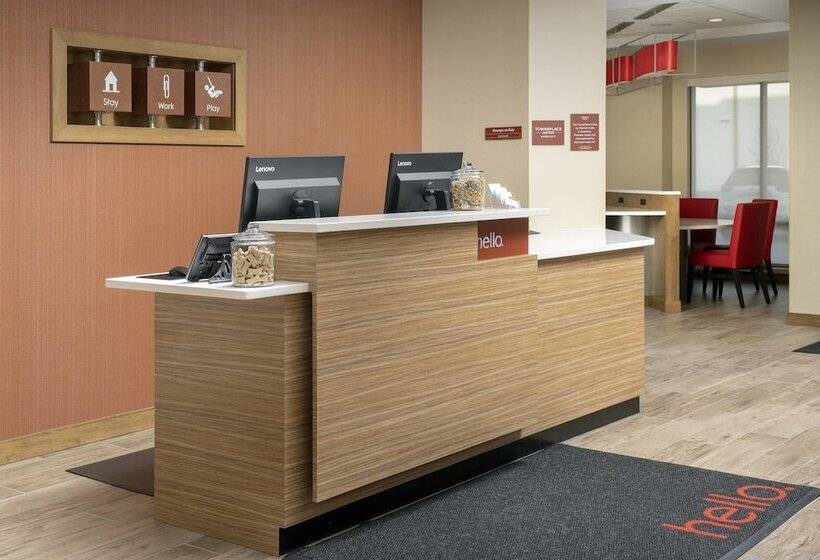 Отель Towneplace Suites By Marriott College Park