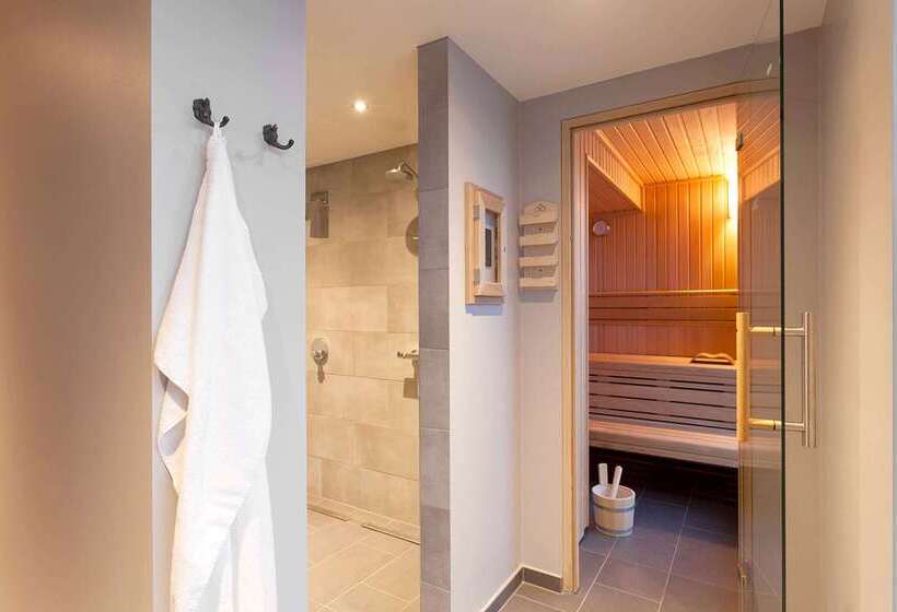 هتل Vienna House Easy By Wyndham Bremen City Apartments