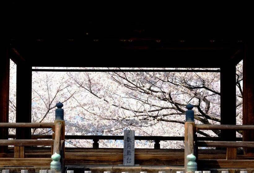 Temple Stay Waqoo Mii Dera