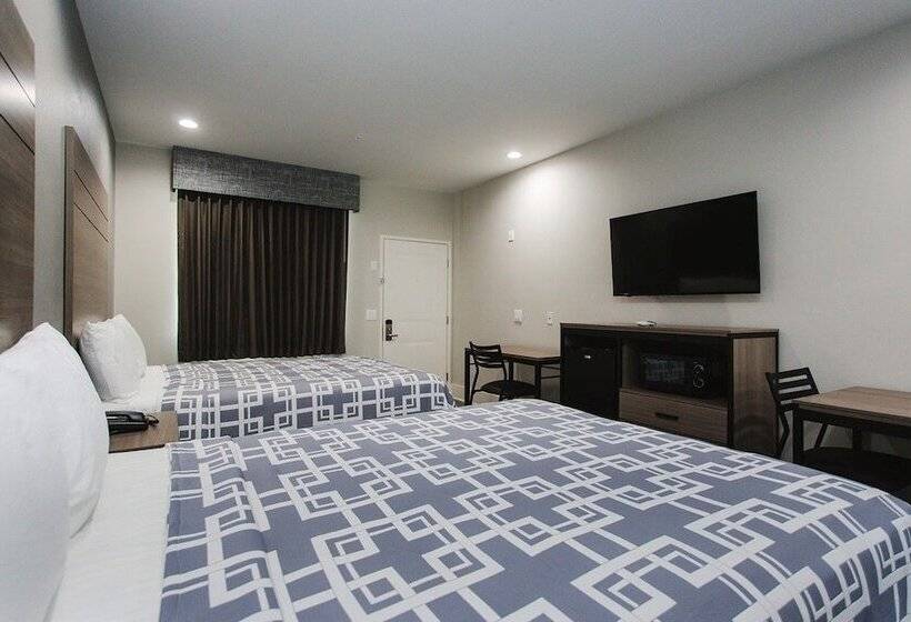 فندق على الطريق Palace Inn