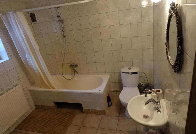 پانسیون A&l Private Rooms In Kaunas