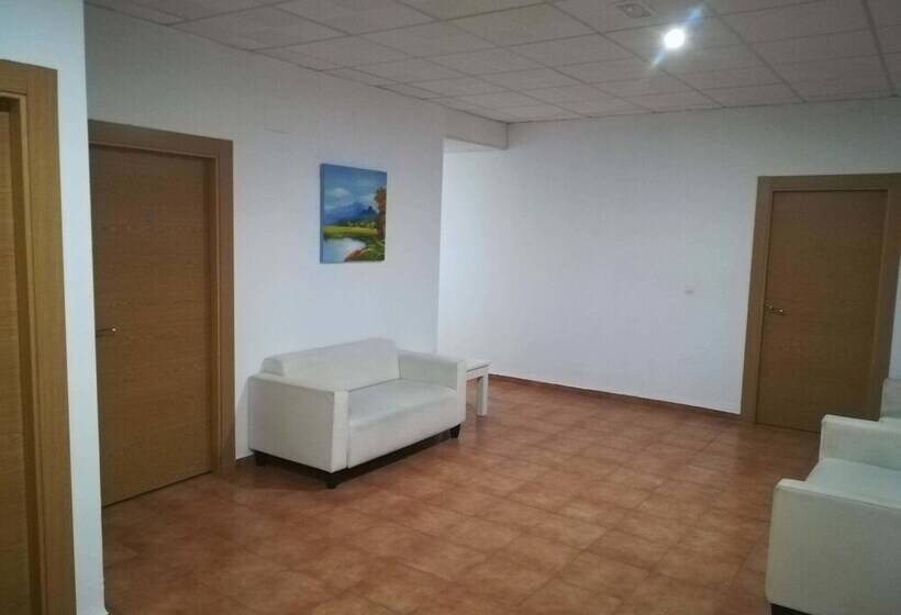 بنسيون Cafe Hostal Casa Manolo