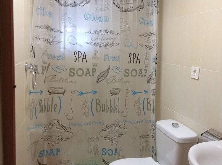 بنسيون Cafe Hostal Casa Manolo