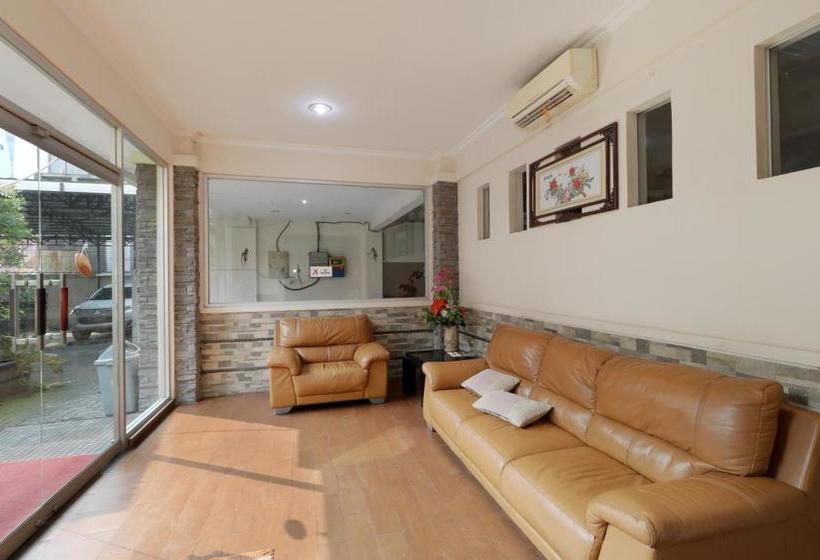 膳宿费 Clover Residence Near Mall Ambassador