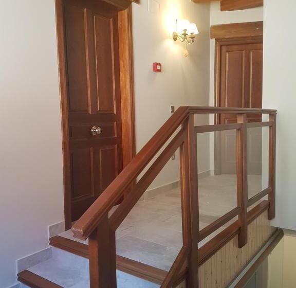 بنسيون Hostal Los Esquiladores