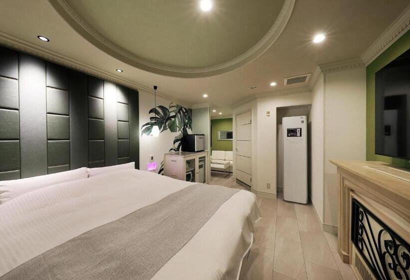 ホテルバースデー岐阜西店 Hotel Birthday Gifuwest