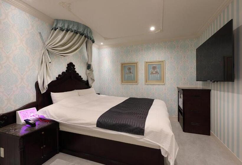 ホテルバースデー岐阜西店 Hotel Birthday Gifuwest