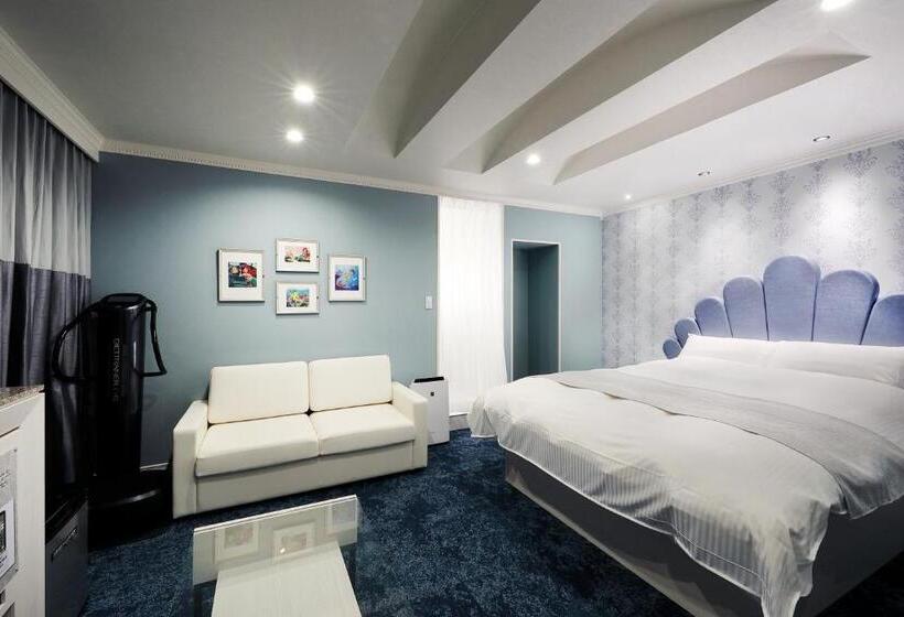 ホテルバースデー岐阜西店 Hotel Birthday Gifuwest