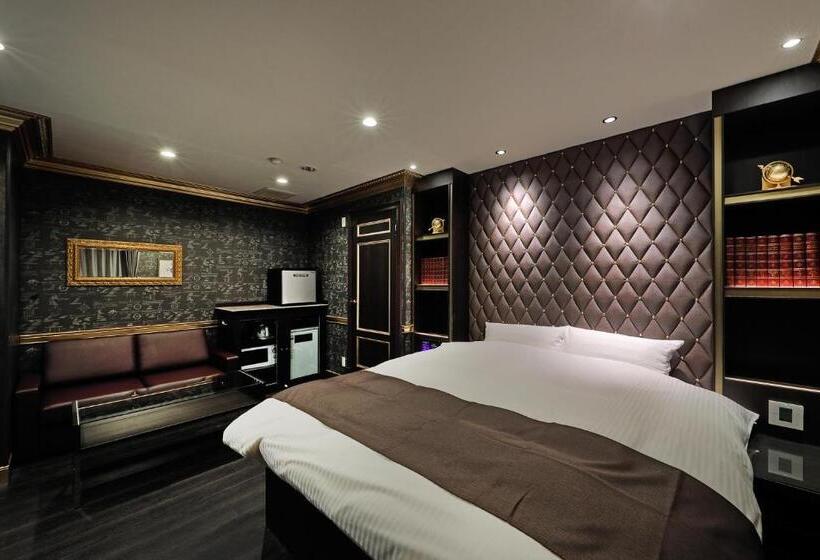 ホテルバースデー岐阜西店 Hotel Birthday Gifuwest